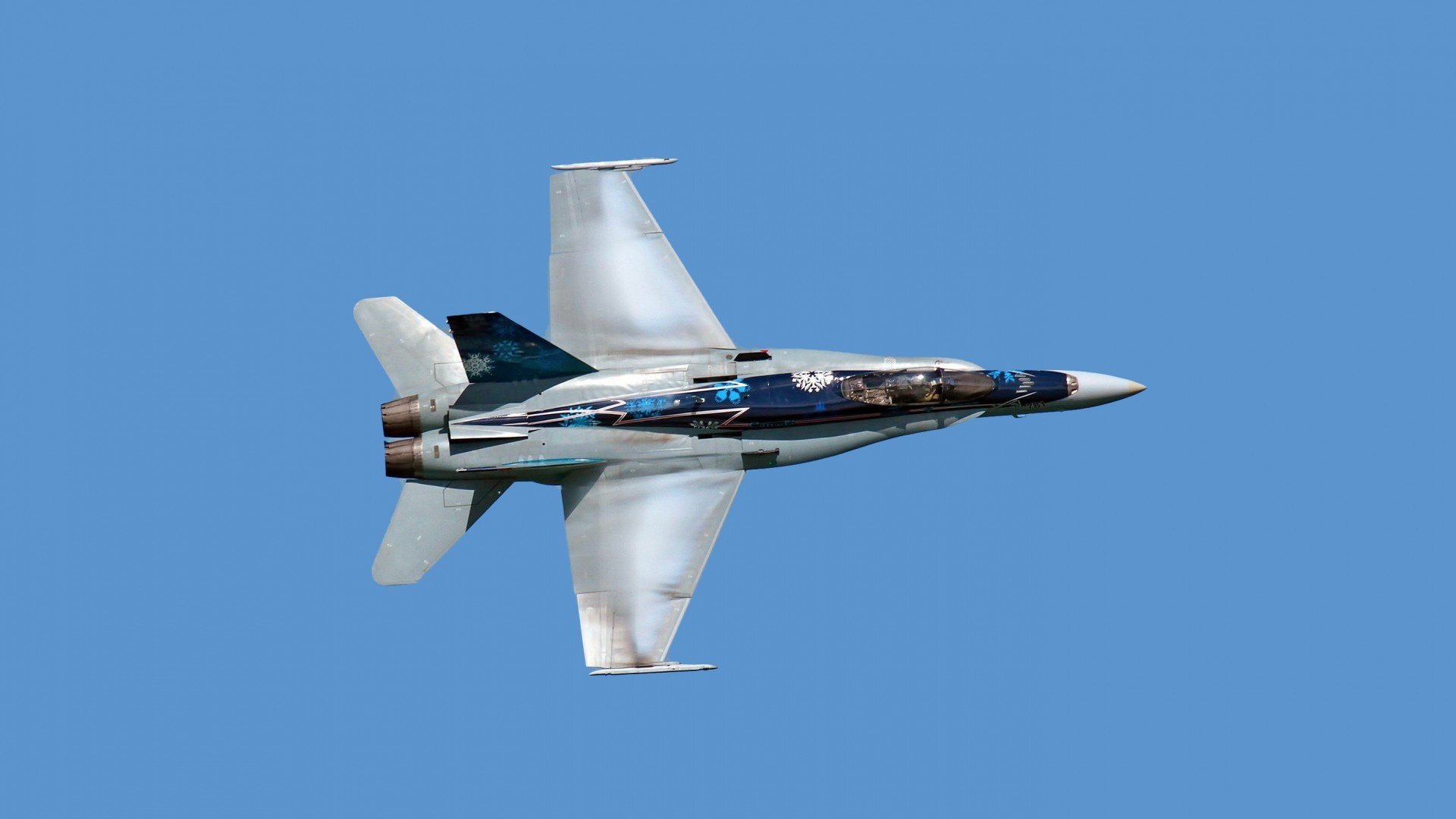 《Hope:新星崛起,点燃战场激情》,崛起的新星