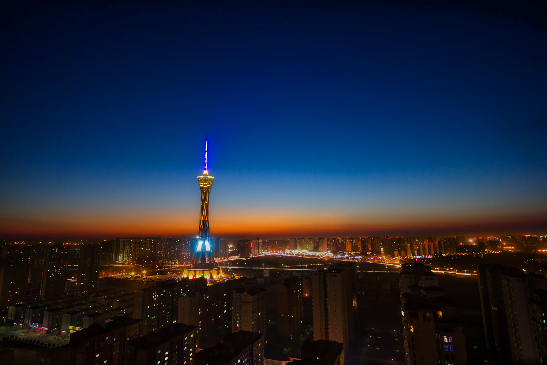 九游下载官网-以“体育+科技+文化”为核心的篮球赛事创新模式广泛推广，以篮球为载体